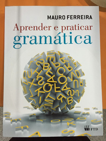 Livros -> Biologia - Matemática - Gramática - Química - R$ 180,00 -> CADA - PEÇA
