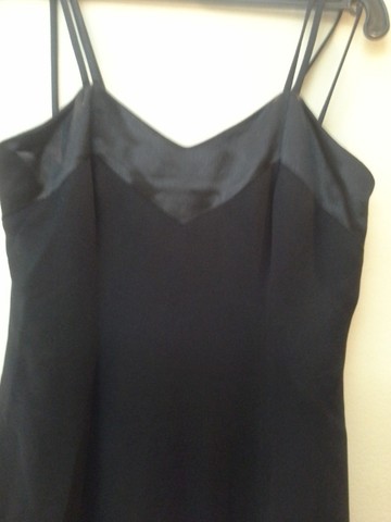 Vestido Longo Preto com alças, fenda lateral, tamanho P - em estado de novo - Foto 2