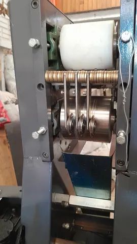 Máquina para produzir canudos de rechear - Foto 2