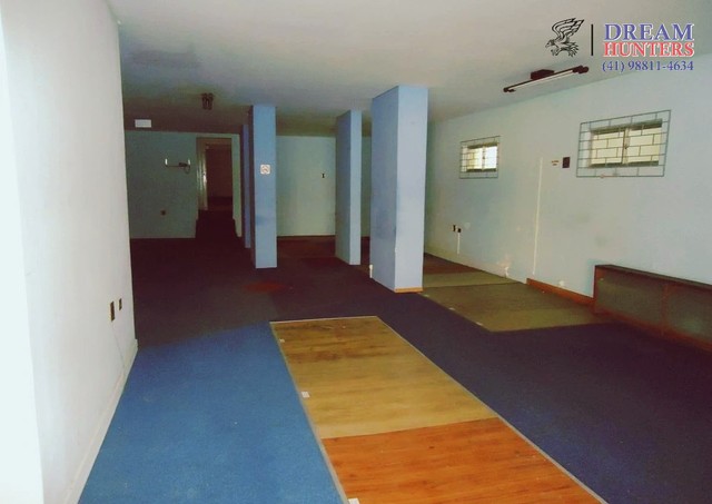 Loja Térrea com 336m², com 9 vagas, no bairro Bacacheri - Foto 2