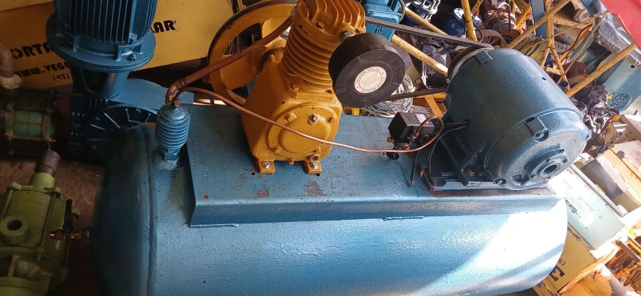 Compressor 175lb - 250 litros trifásico 