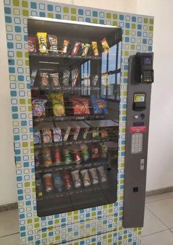 Vendo vending machine Snacks e bebidas geladas 