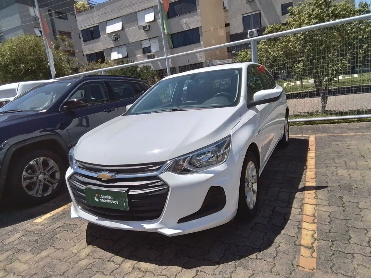 Chevrolet Onix 2023 1.0 flex manual - Foto 2
