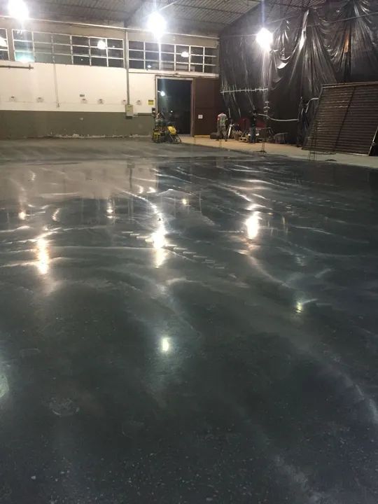 Pisos industriais, pintura epóxi, revestimento uretano, polimento de piso. - Foto 4