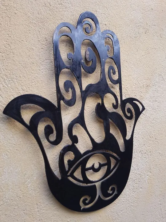 Mão de Fátima decorativa Ferro