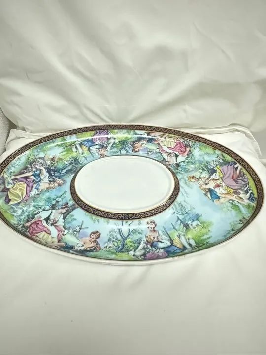 Peça Rarissima Sopeira pintada toda a mão com detalhes em ouro. - Foto 5