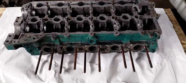 Cabeçote volvo penta D3 190 (precisa revisar) - Foto 3