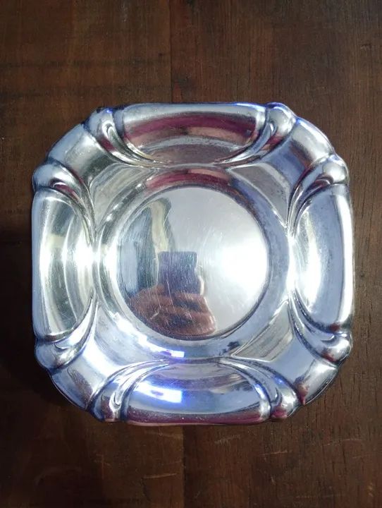 Antiga Fruteira / Centro de Mesa Espessurado a Prata