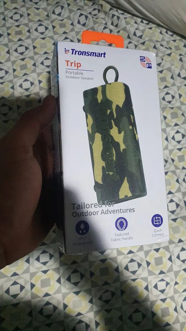 Caixa de som Transmart nova.