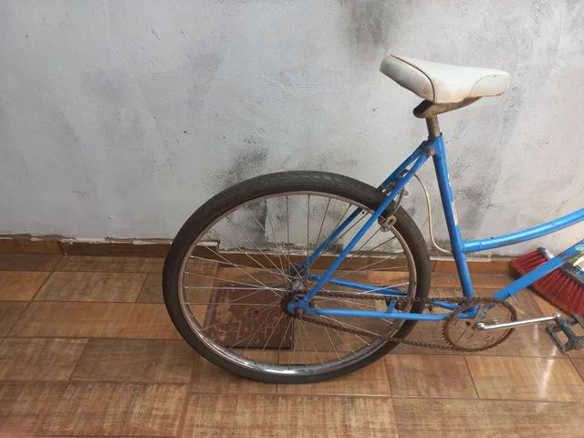 Vende se uma bicicleta Ciclismo Jardim das Cerejeiras Campo