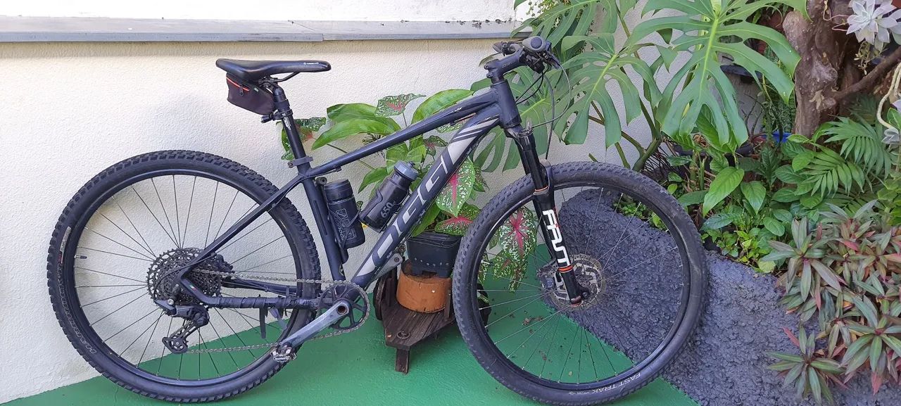 Bicicleta Mountain Bike Aro 29