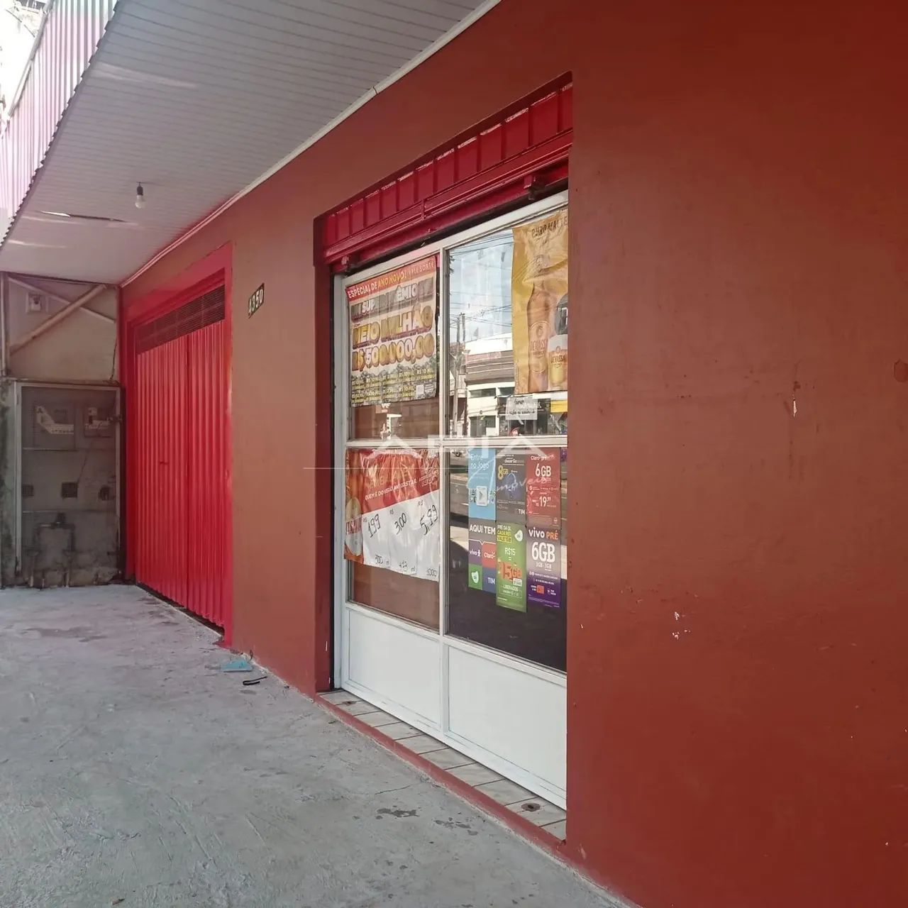 Casa com Ponto Comercial à VENDA no Cj. Requião - Maringá, PR. - Foto 5