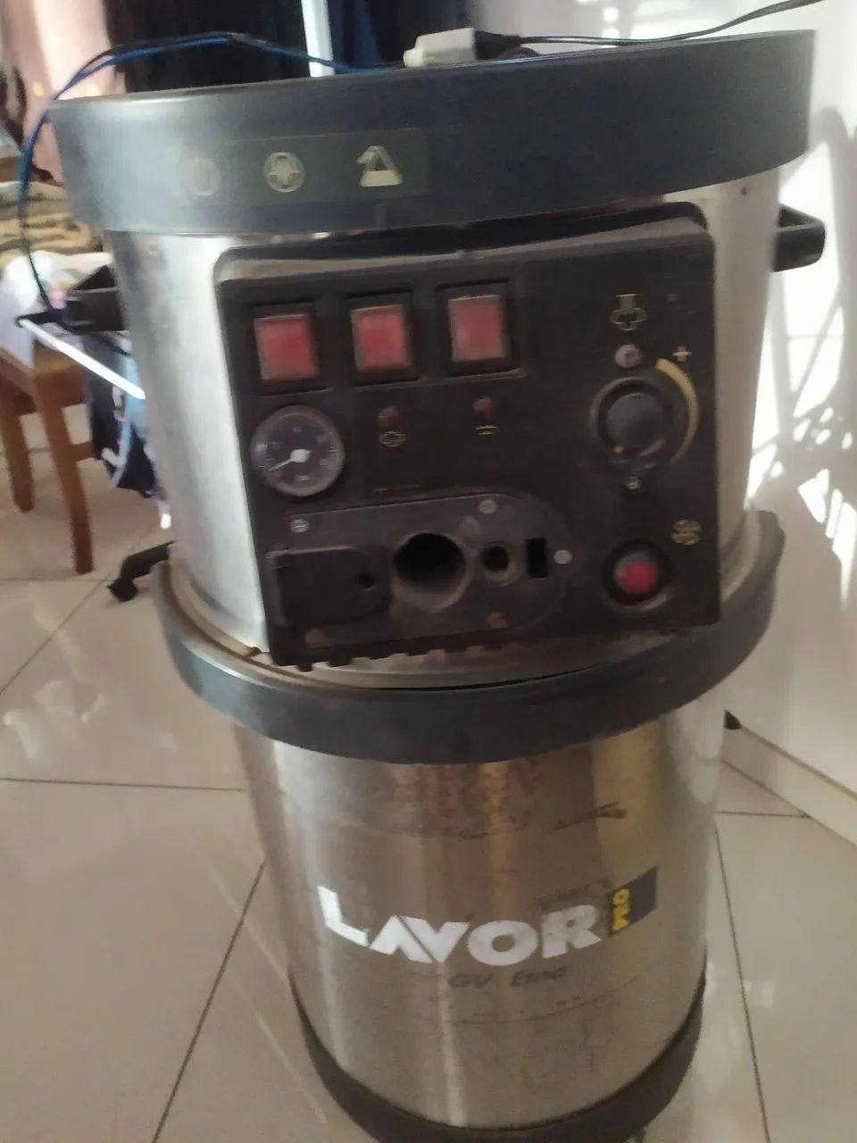 Extratora a vapor