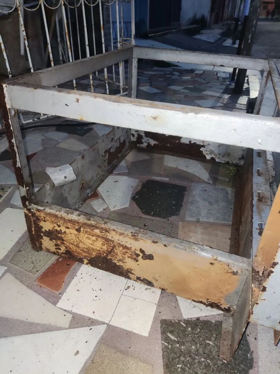 Churrasqueira giratória PRECISA DE RESTAURAÇÃO LEIA  - Foto 3