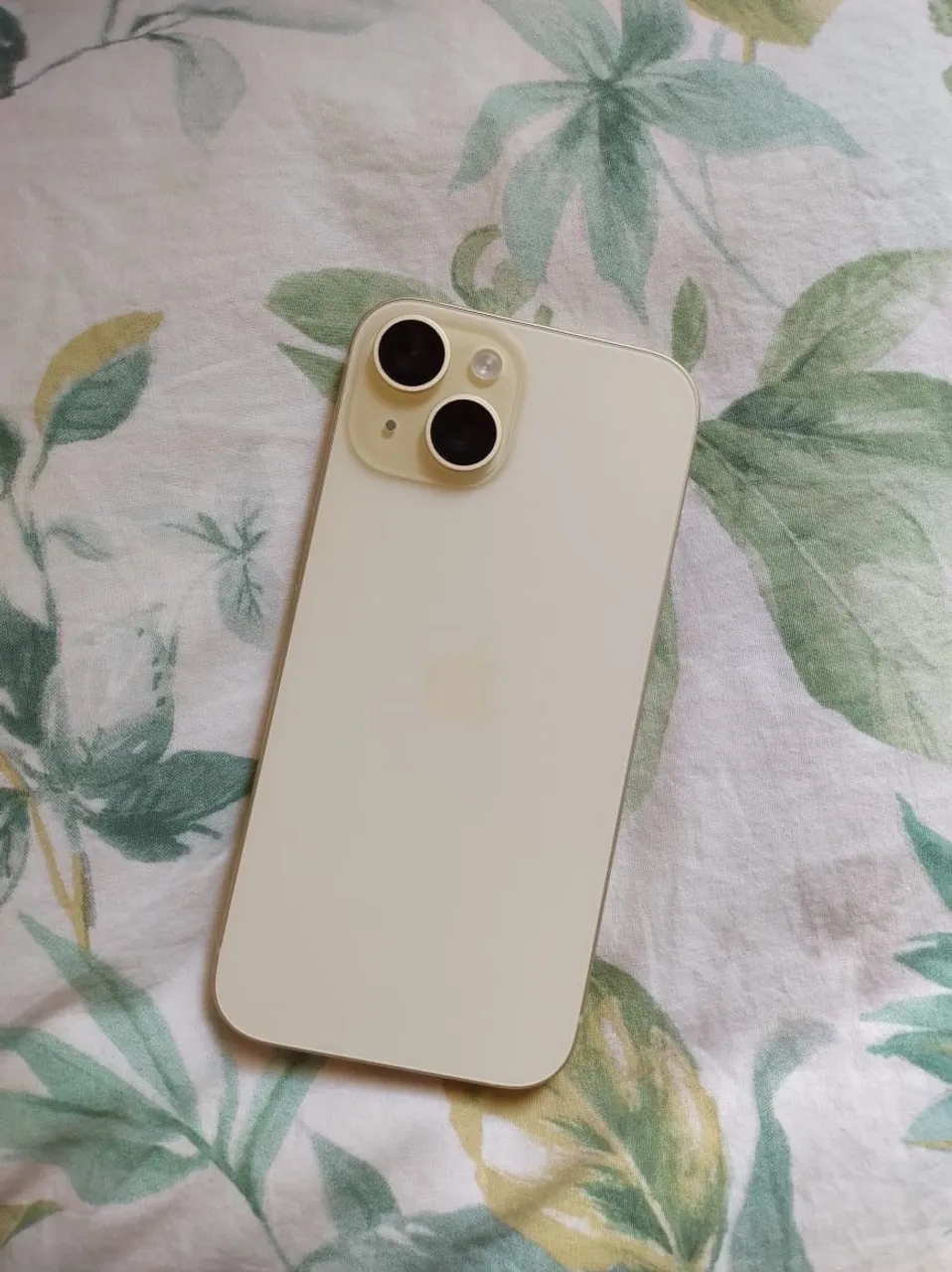 IPHONE 15 256gb NOVO + Acessórios