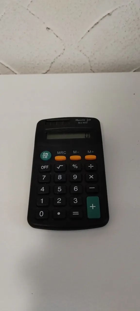 Mini calculadora 64573486742530120