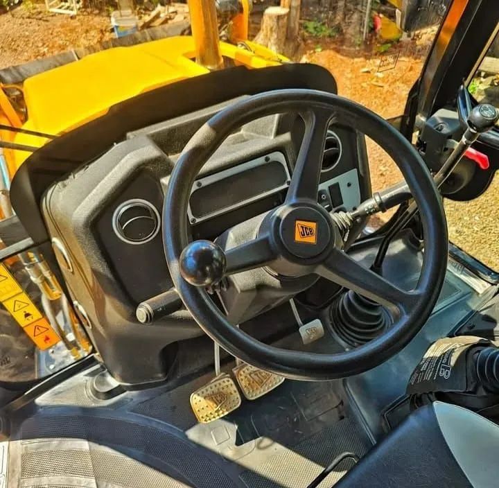 Retroescavadeira JCB 3cx ano 2021 - Foto 4