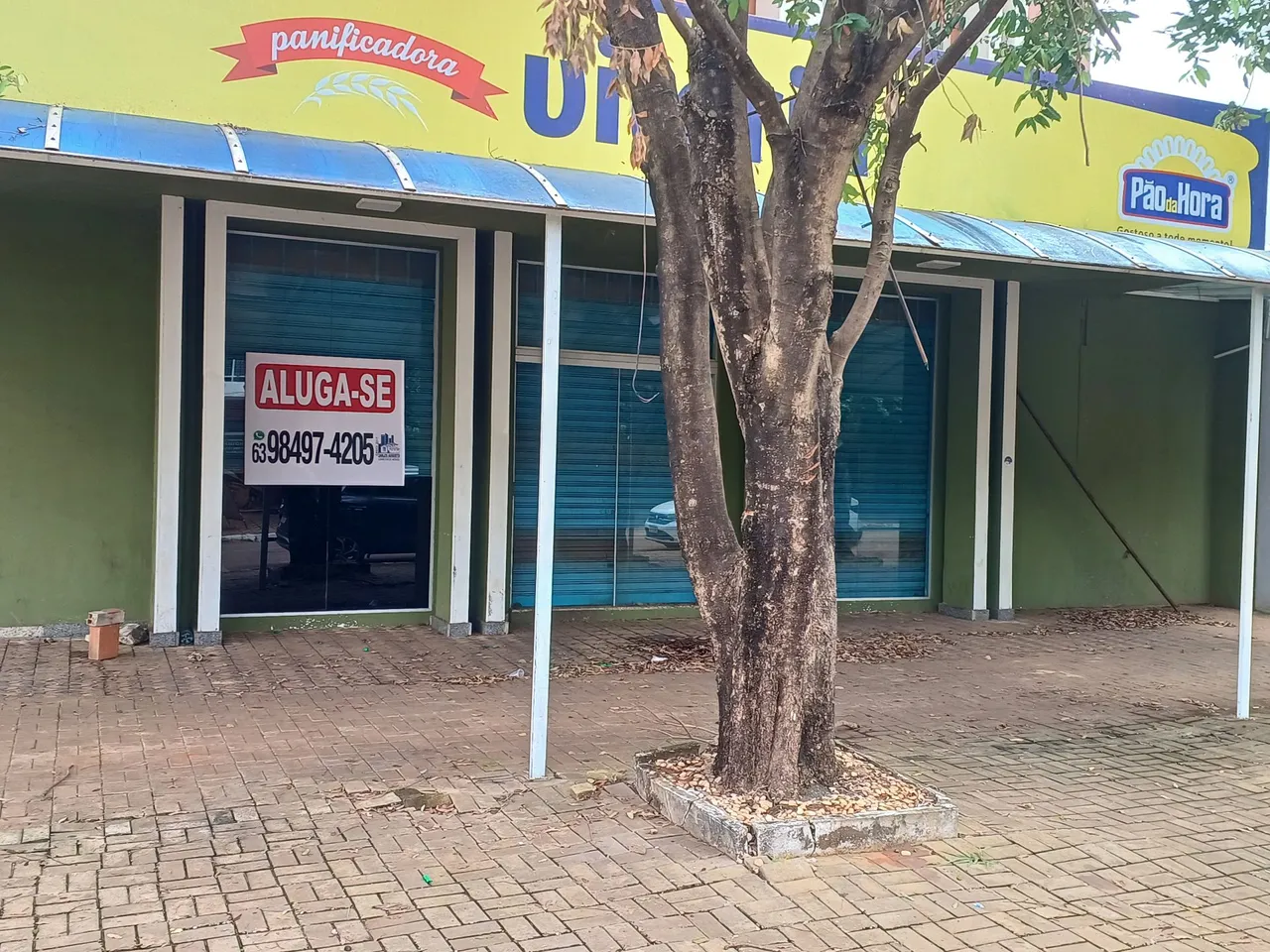 Loja Comercial localizada 206 sul .Ponto comercial com mais de 20 anos de funcionamento.