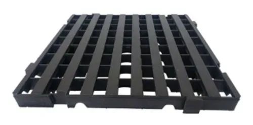 Piso Pallet - Estrado Plástico 50x50x4,5 cm