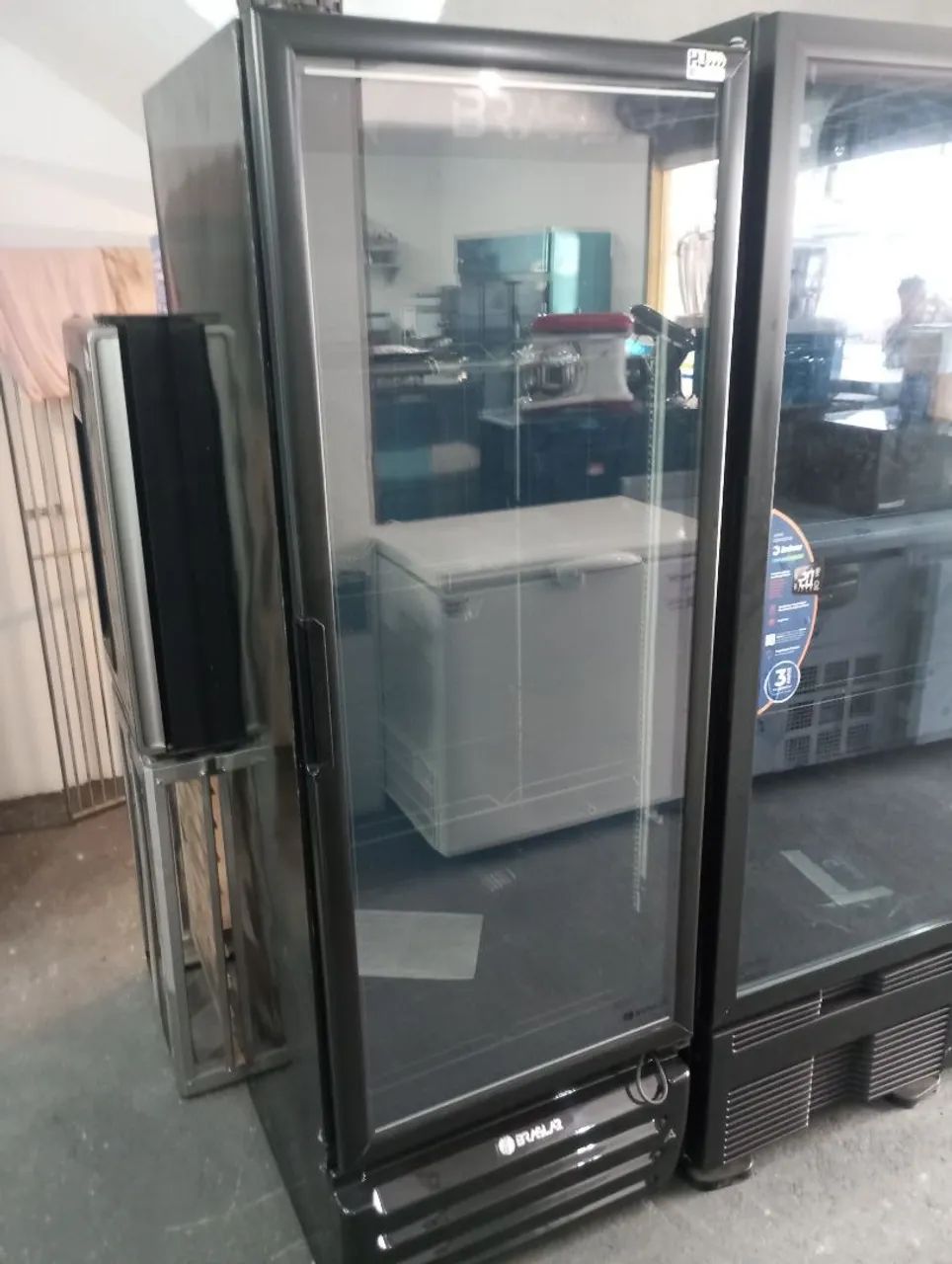 NZ. Freezer vertical porta de vidro 500L 