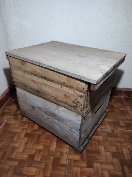 Caixa de abelha em madeira para Apicultura Rural. - Foto 2