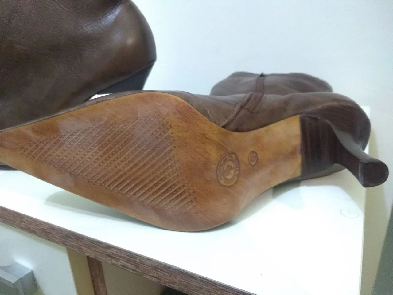 Botas Marrom Couro Italiano - Foto 3