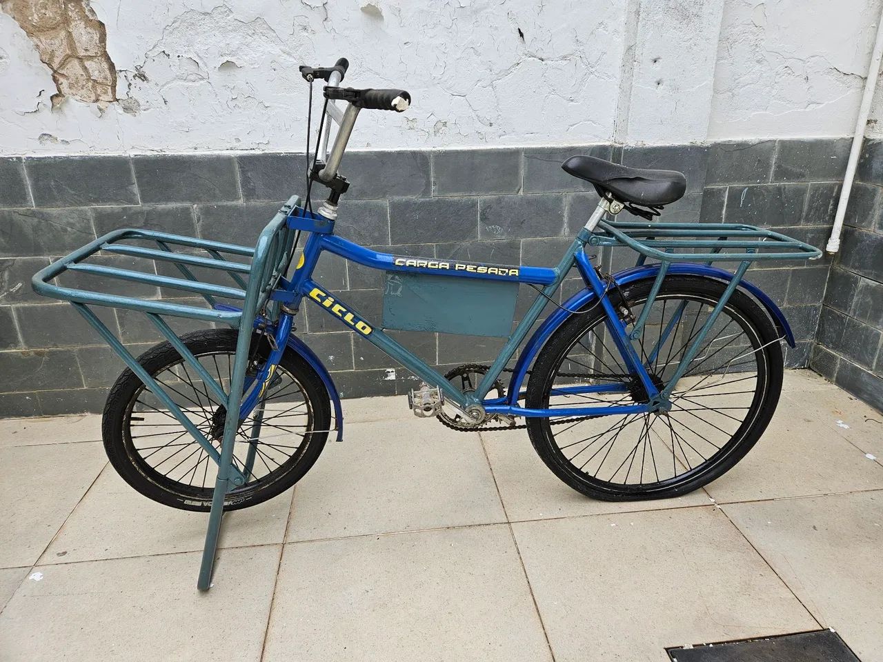 Bicicleta cargueiro 