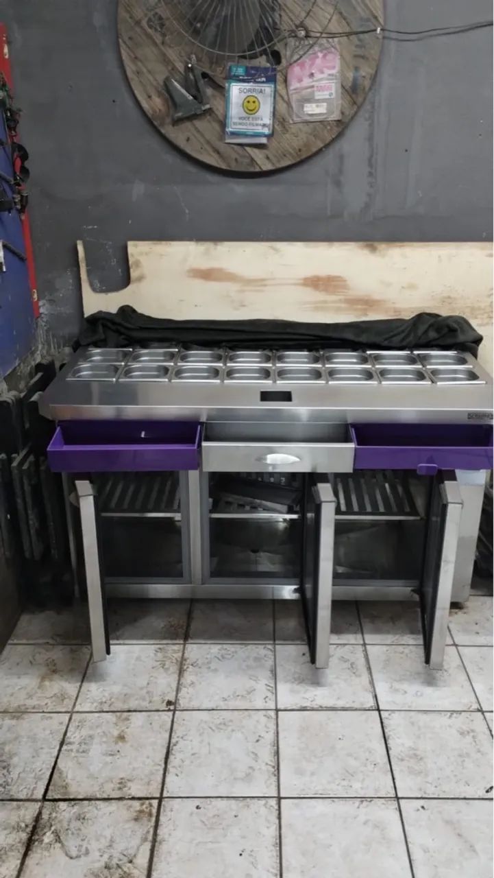 Ilha expositora com Cubas para Sorveteria/Restaurante