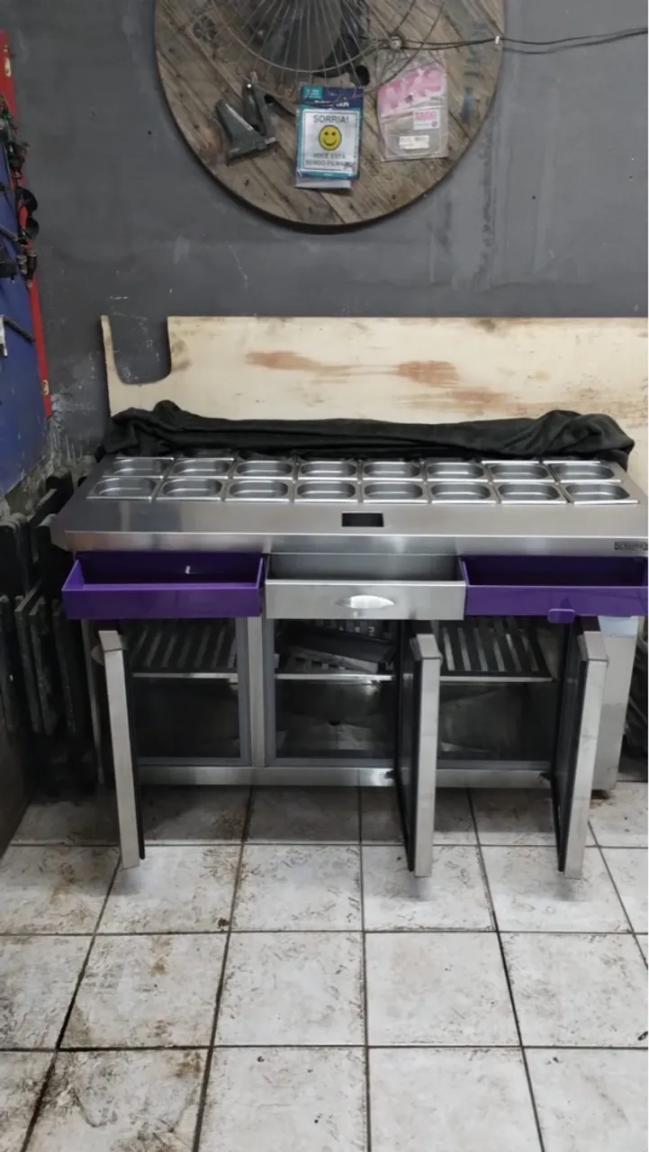 Ilha expositora com Cubas para Sorveteria/Restaurante