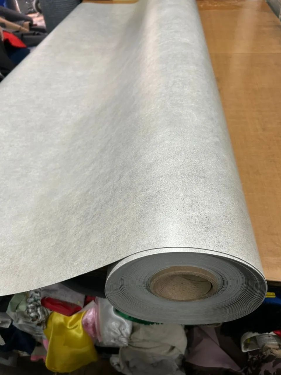 Piso vinilico em manta Cimento queimado 1.2 mm - Foto 4