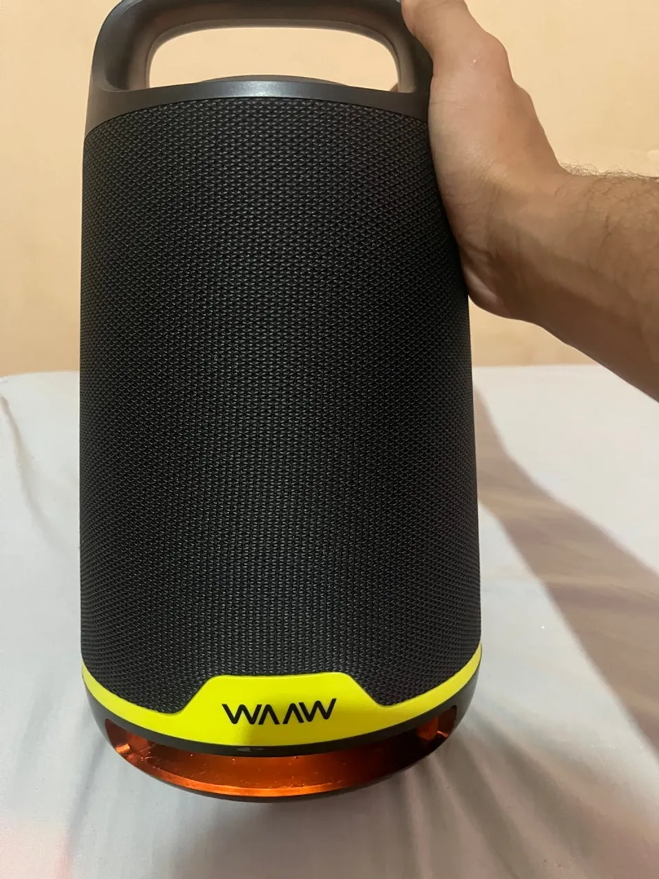 Caixa de Som Bluetooth WAW - Qualidade e Potência!