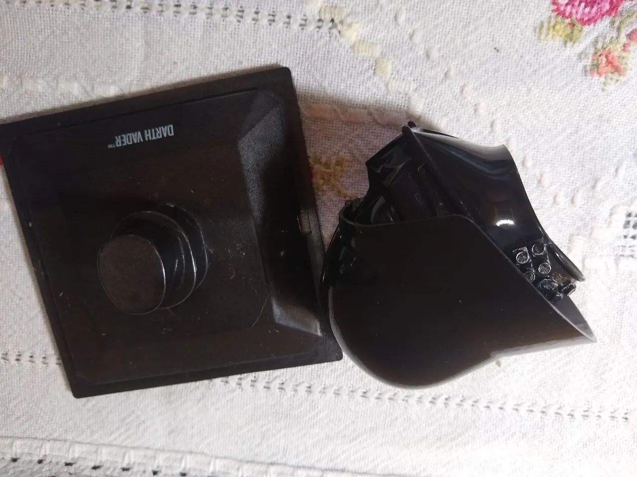 Star Wars /Darth Vader/ capacete no estado  - Foto 4