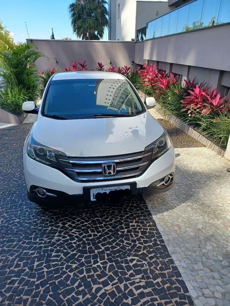 Honda cr-v lx, carro muito bem cuidado, pra pessoas exigente. 