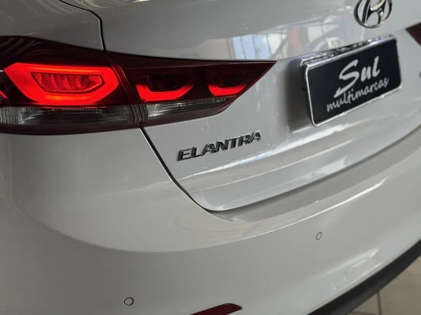 HYUNDAI ELANTRA 2.0 FLEX AUT - Foto 5