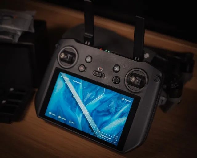 Drone Profissional Dji Mavic 3 Cine Premium Combo. Controle RC PRO Saída HDMI transmissão. - Foto 5