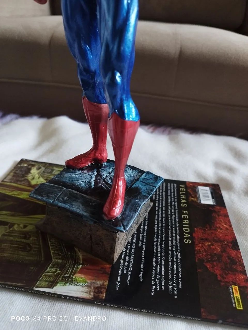 Estátua Homem-Aranha. - Foto 4