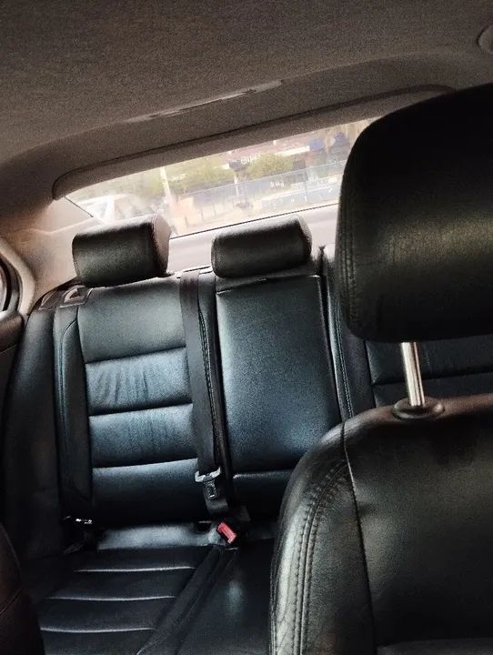 Volkswagen Jetta bem conservado  - Foto 4