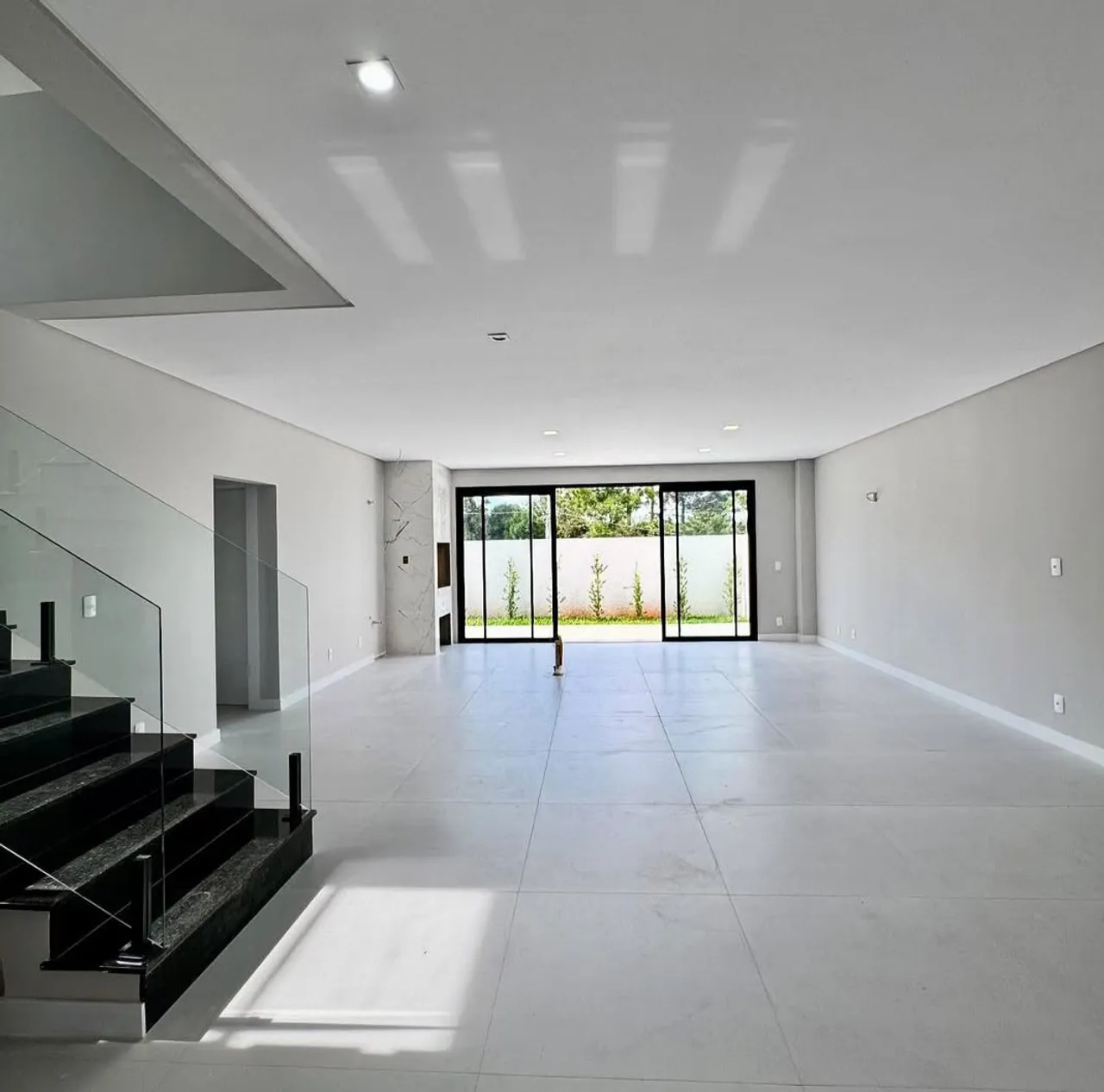 Vendo Excelente Sobrado Condomínio EOS Mirante