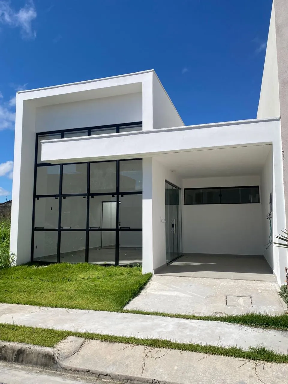 Rafaella Araújo Vende Casa no Cond. Gran Paraíso  - R$ 680.000,00