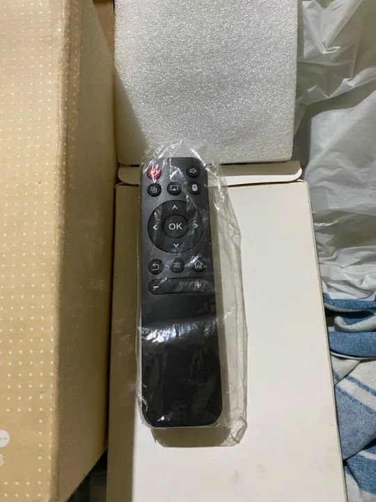 Projetor - ULTRA HD high dynamic range - 4K - HDMI - TF - USB - Foto 3