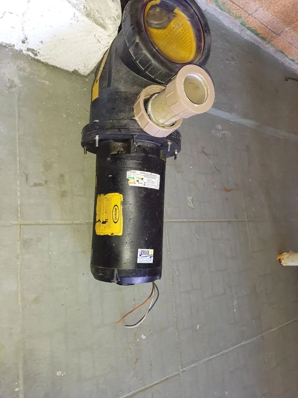 Manutenção e Venda de Bombas de piscina em Geral  - Foto 3