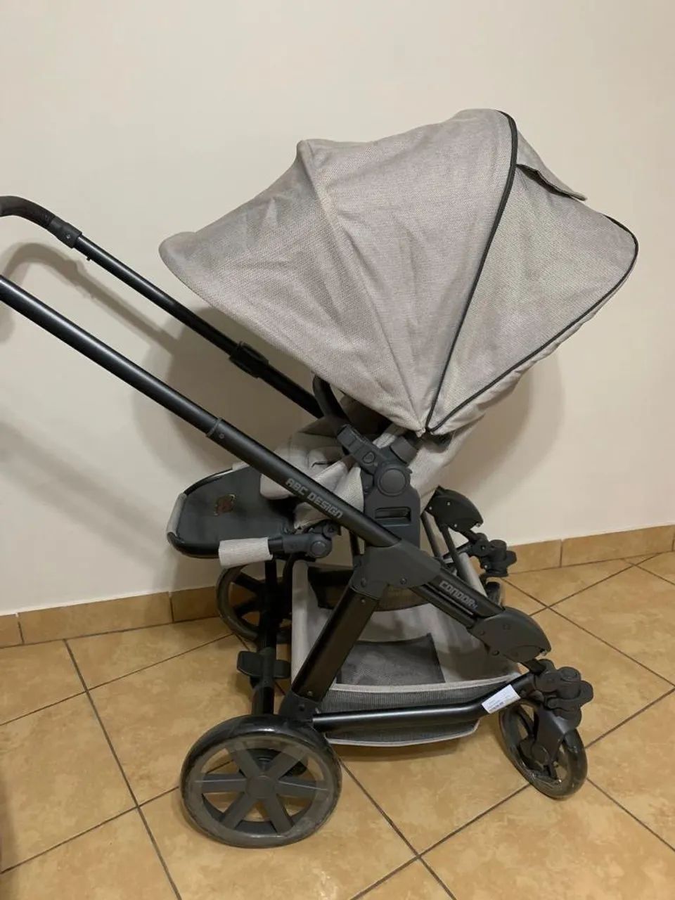 Carrinho de Bebê Condor 4 ABC Design - Seminovo (Moisés, Isofix, Bebê conforto)