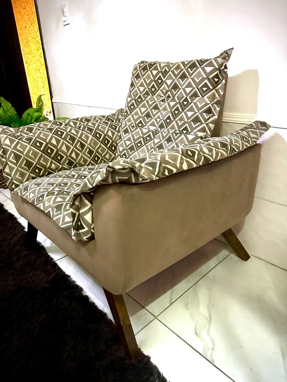 Poltrona 64573824782082123