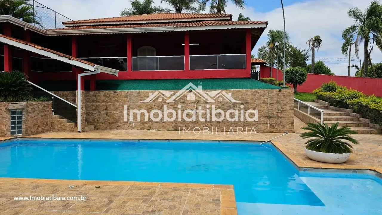 Chácara à venda em condomínio fechado na cidade de Piracaia - 2.000 m² .