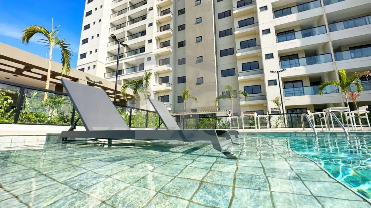 Apartamento Para Vender com 2 quartos 1 suíte no bairro Farolândia em Aracaju