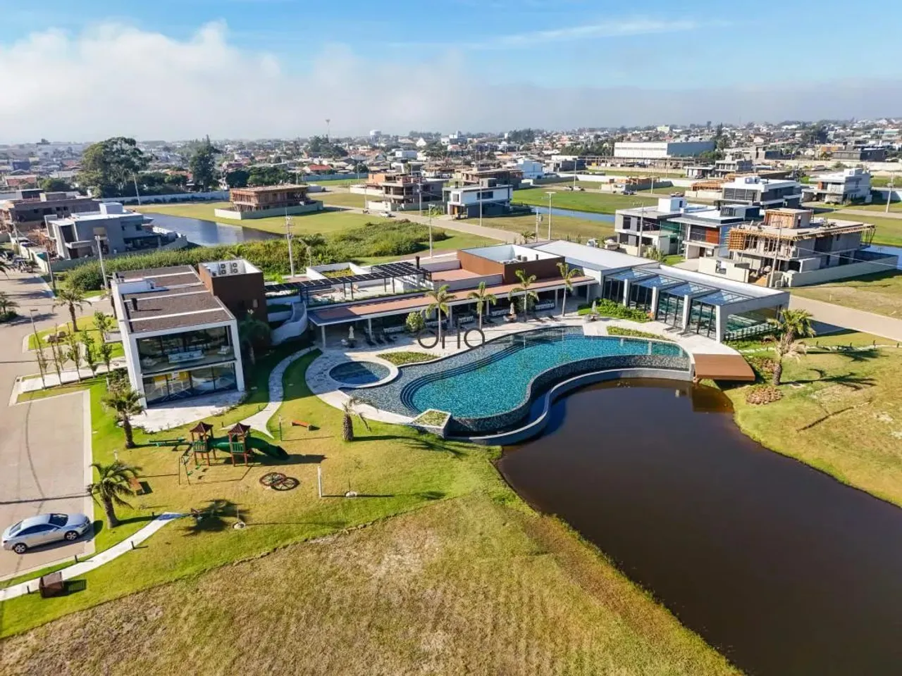 Terreno de esquina beira lago à venda, 433 m² - Condomínio Amare - Xangri-lá/RS REF: