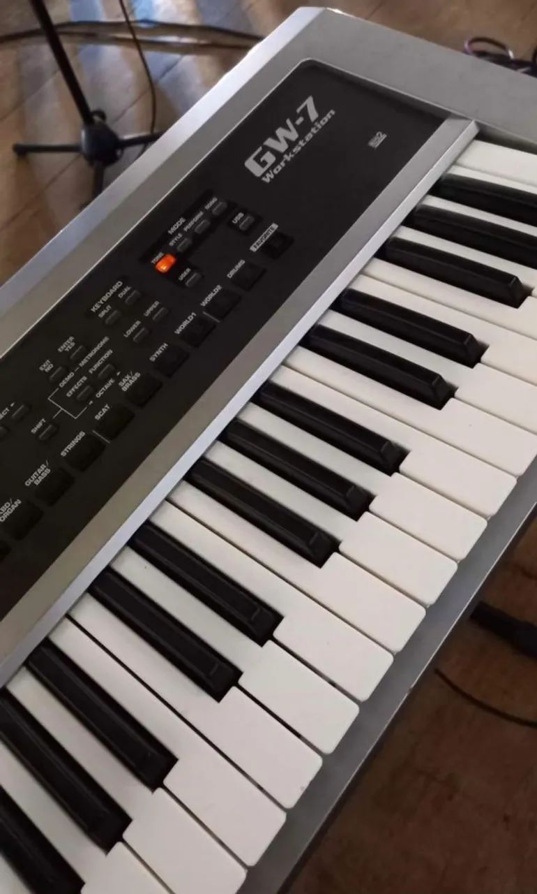 Teclado Roland GW7. Em ótimo estado.  - Foto 2