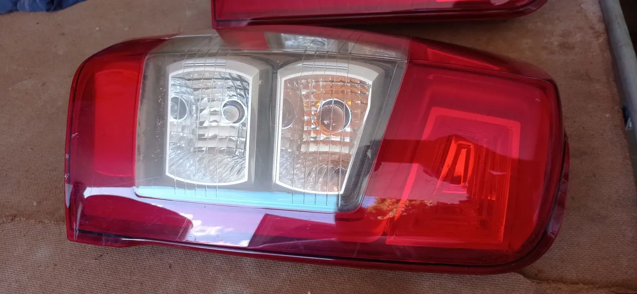 Lanterna Traseira L200 com Led 2021/2022