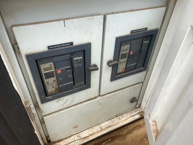 Gerador de Energia 1000 kVA Dual Gen 296 hrs e 12.960 hrs Motores Scania + Weg 1000kVA