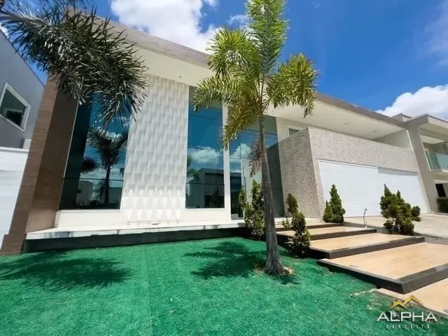 Casa duplex a venda com 4 quartos em Maracanaú